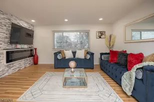 175 Rosewood Ln, Woodbridge Township, NJ 07064 - Photo 3