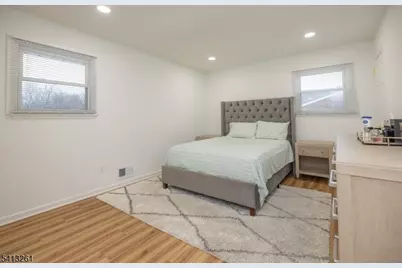 175 Rosewood Ln, Woodbridge Township, NJ 07064 - Photo 9