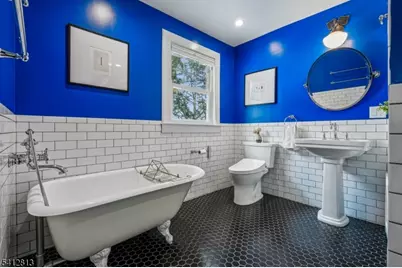 31 Nassau Rd, Montclair, NJ 07043 - Photo 19