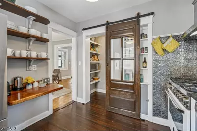 31 Nassau Rd, Montclair, NJ 07043 - Photo 13