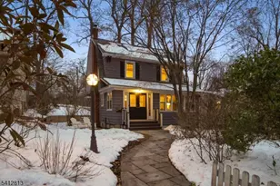 31 Nassau Rd, Montclair, NJ 07043 - Photo 1