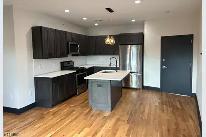 126 Newark Pompton Tpke #B, Pequannock Township, NJ 07440 - Photo 3