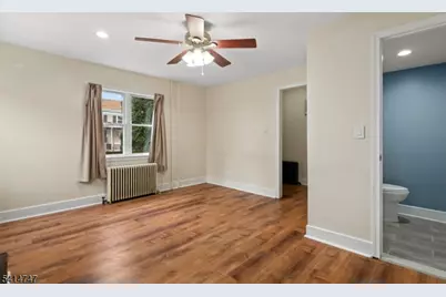 19 Adams St, Belvidere, NJ 07823 - Photo 11