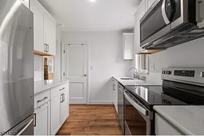 19 Adams St, Belvidere, NJ 07823 - Photo 9