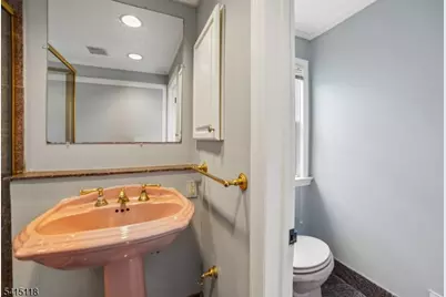 10 Great Hills Ter, Millburn, NJ 07078 - Photo 29