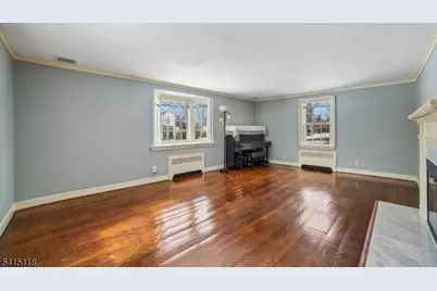 10 Great Hills Ter, Millburn, NJ 07078 - Photo 9