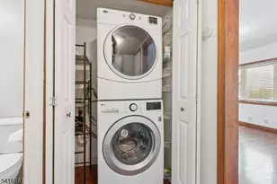 32 Glenville Rd, Edison Twp., NJ 08817 - Photo 23