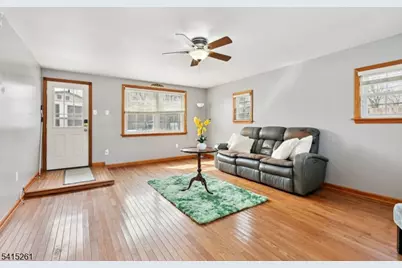 32 Glenville Rd, Edison Twp., NJ 08817 - Photo 9