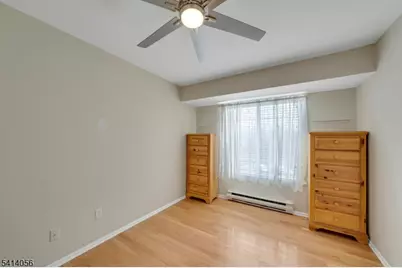 66 Village Green Rd, Bedminster Township, NJ 07921 - Photo 17