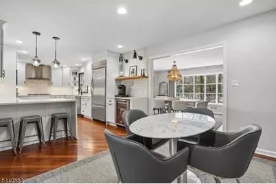 8 Oak Park Dr, Morris Township, NJ 07960 - Photo 9