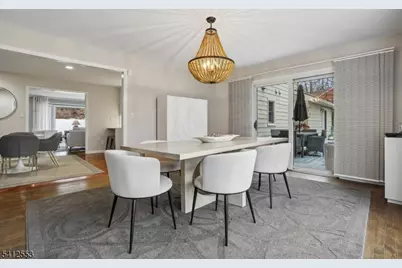 8 Oak Park Dr, Morris Township, NJ 07960 - Photo 13