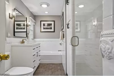 8 Oak Park Dr, Morris Township, NJ 07960 - Photo 17