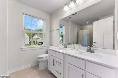 58 Oakwood Blvd, Union Township, NJ 08827 - Photo 31