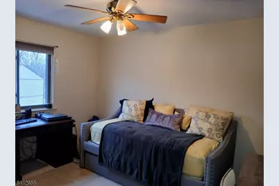 112 Stonegate Ln, Stanhope, NJ 07874 - Photo 13