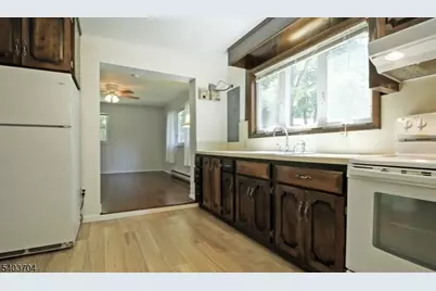 3 Canfield St, Hopatcong, NJ 07874 - Photo 7