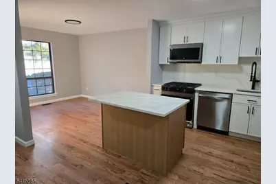 38 Fox Hill Ln, Hillsborough Township, NJ 08844 - Photo 3