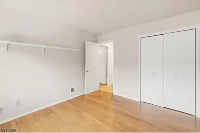 117 Sunset Ky, Secaucus, NJ 07094 - Photo 13