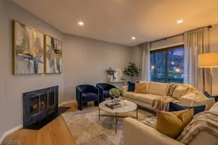 117 Sunset Key, Secaucus, NJ 07094 - Photo 3