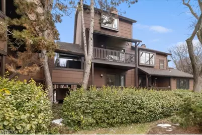 117 Sunset Ky, Secaucus, NJ 07094 - Photo 19