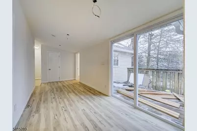 240 Acabonack Rd, Vernon, NJ 07422 - Photo 3