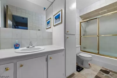 466B Liberty St, Little Ferry, NJ 07643 - Photo 7