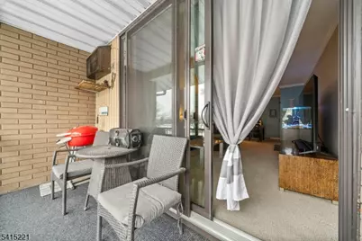 466B Liberty St, Little Ferry, NJ 07643 - Photo 13