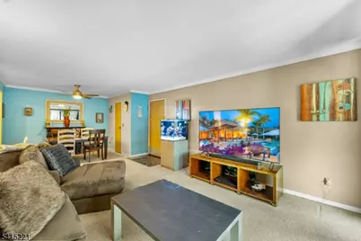 466B Liberty St, Little Ferry, NJ 07643 - Photo 3