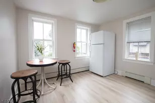 17 N Franklin St, Lambertville, NJ 08530 - Photo 5