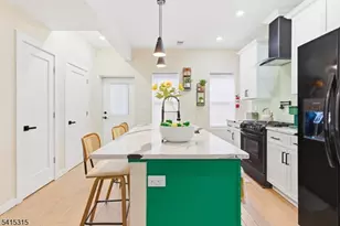 16 Eagle St, Newark, NJ 07102 - Photo 11