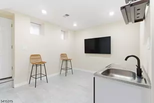 16 Eagle St, Newark, NJ 07102 - Photo 23