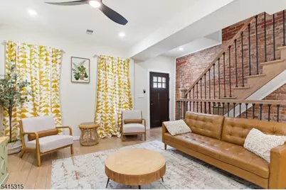 16 Eagle St, Newark, NJ 07102 - Photo 5