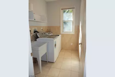 230 East Ln, Clark Township, NJ 07066 - Photo 23