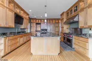 201 Lows Hollow Rd, Lopatcong Township, NJ 08886 - Photo 17