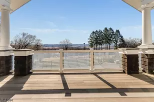 201 Lows Hollow Rd, Lopatcong Township, NJ 08886 - Photo 19