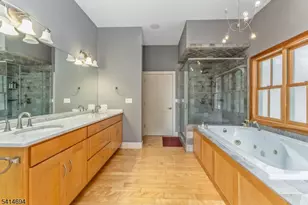 201 Lows Hollow Rd, Lopatcong Township, NJ 08886 - Photo 23