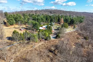 201 Lows Hollow Rd, Lopatcong Township, NJ 08886 - Photo 37