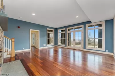 201 Lows Hollow Rd, Lopatcong Township, NJ 08886 - Photo 21