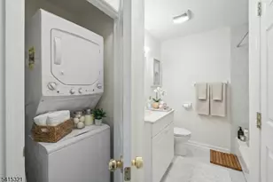 497 Teal Plaza, Secaucus, NJ 07094 - Photo 9