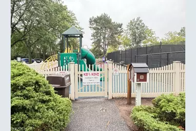 497 Teal Plz, Secaucus, NJ 07094 - Photo 11