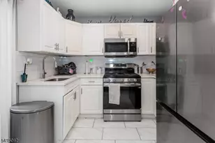 40 Bennington Square, Washington Township, NJ 07840 - Photo 9