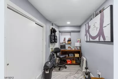 40 Bennington Sq, Washington Township, NJ 07840 - Photo 17