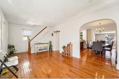 359 Bogert Ave, Ridgewood, NJ 07450 - Photo 9