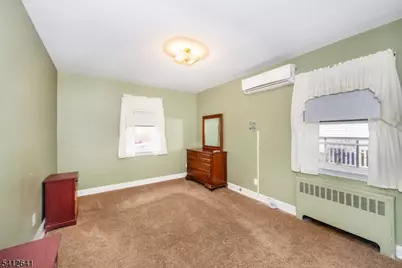 821 Milton Blvd, Rahway, NJ 07065 - Photo 15