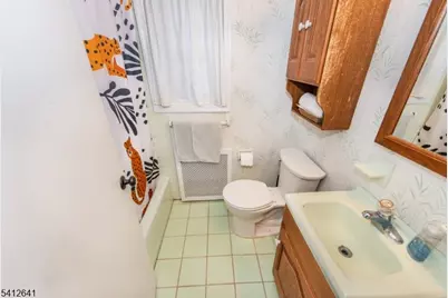 821 Milton Blvd, Rahway, NJ 07065 - Photo 13