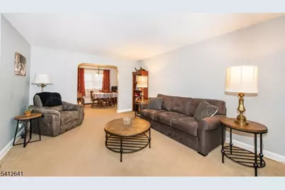 821 Milton Blvd, Rahway, NJ 07065 - Photo 3