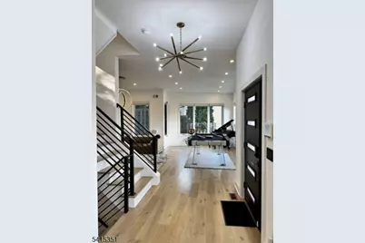 301 Kingsland Rd, Roxbury Township, NJ 07850 - Photo 9