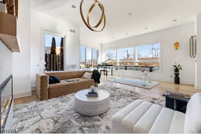 301 Kingsland Rd, Roxbury Township, NJ 07850 - Photo 7