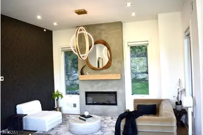 301 Kingsland Rd, Roxbury Township, NJ 07850 - Photo 5