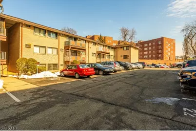 747 757 N Broad St #303, Elizabeth, NJ 07208 - Photo 9
