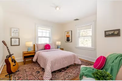 17 Mendl Ter, Montclair, NJ 07042 - Photo 23